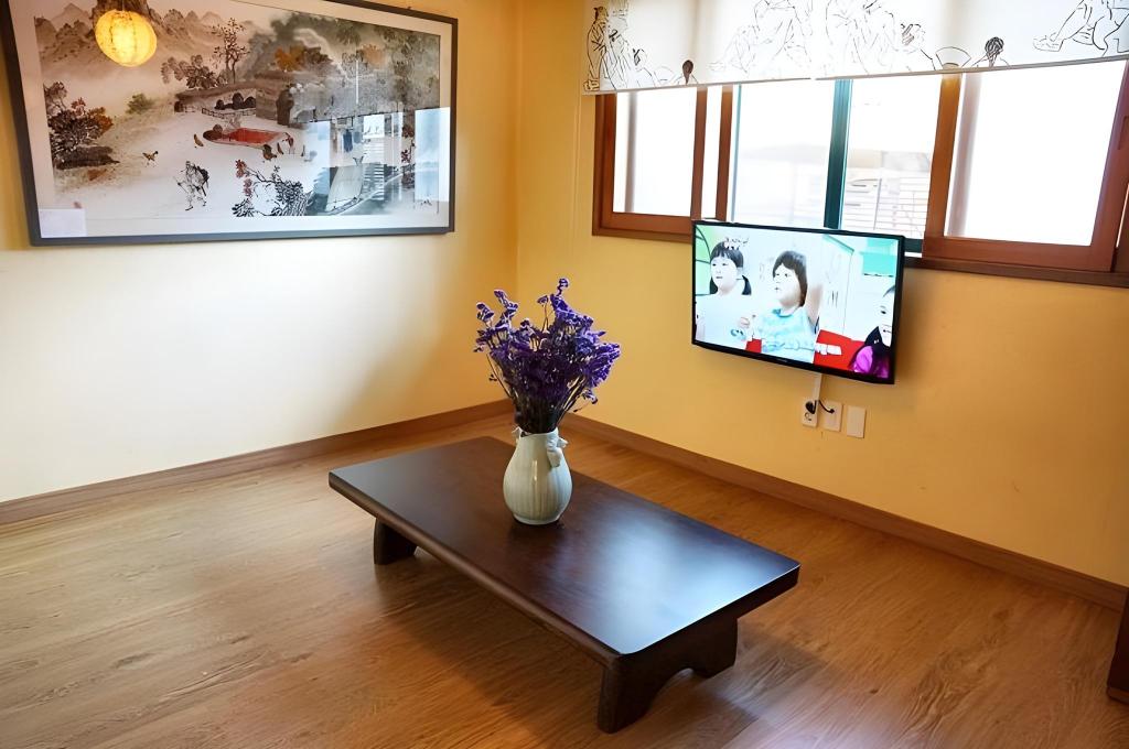 Best Hotels in Jeonju, South Korea – Jeonju Haemil Guesthouse Review