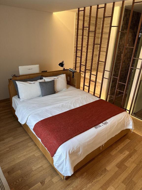 Best Hotels in Gwangju, South Korea – Hotel the Spot Review