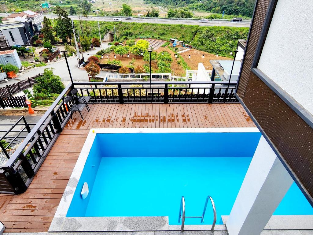 Best Hotels in Geoje, South Korea – Private House in Jangmok-myeon (125m², 1 Bedroom, 2 Private Bathrooms) Review