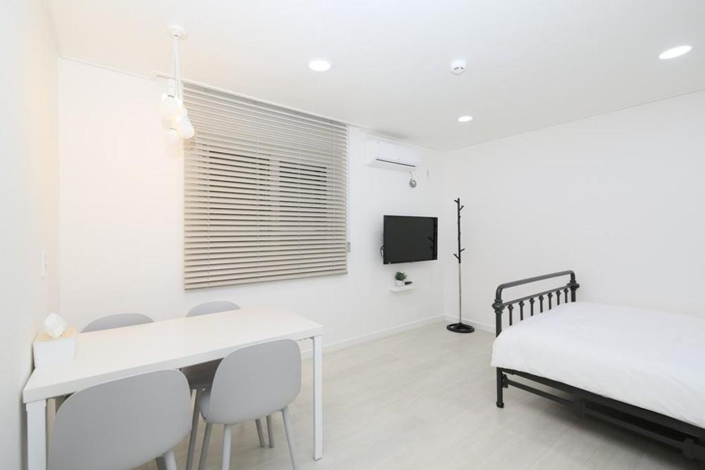 Best Hotels in Boryeong, South Korea – Daecheon Favorite Pension Review