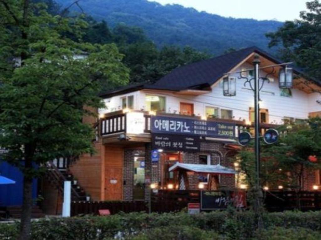 Best Hotels in Jeonju, South Korea – Jeonju Orae Doen Mirae Guesthouse Review