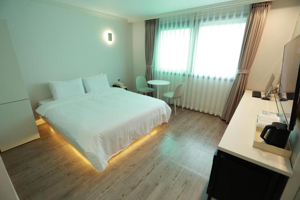 호텔명지 HOTEL Myeongi image