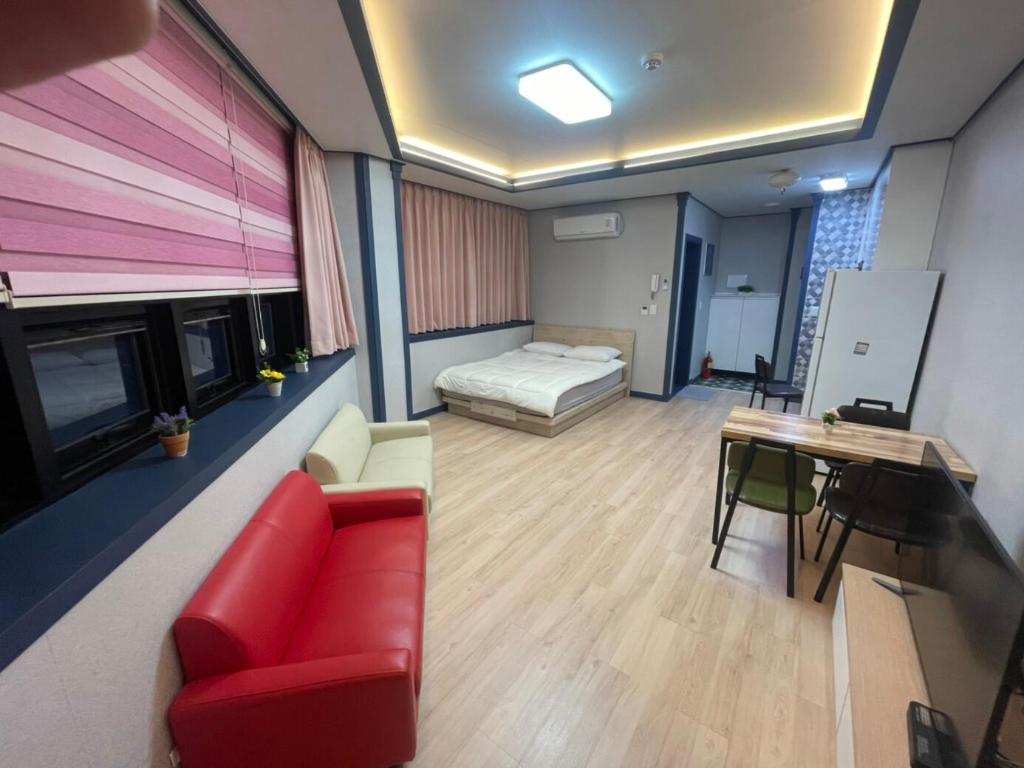 스팅 펜션 image