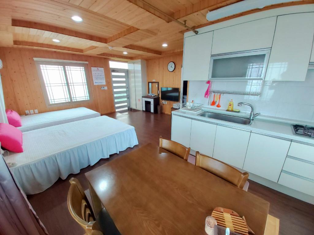 필링굿 하우스 image