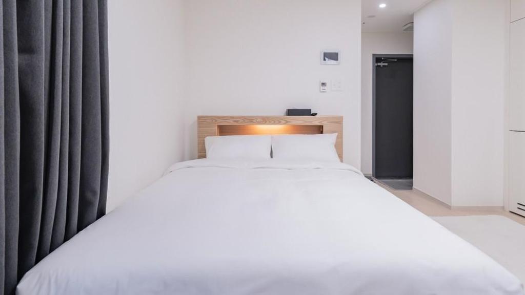 스테이 동산 image