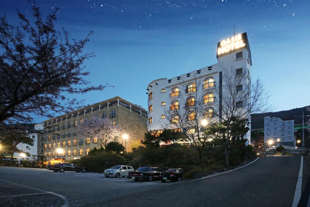 오아시스 호텔 image