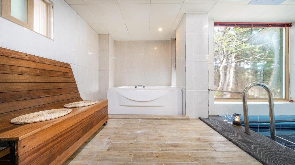 Gapyeong Namian Pool Villa image