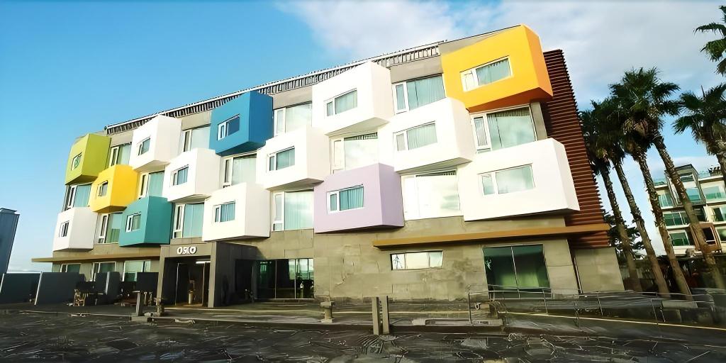 로긴 호텔 image