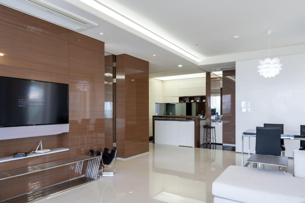성산의 아파트먼트 (133m², 침실 2개, 프라이빗 욕실 2개) image