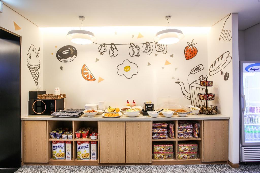 Jeonju Mari Hotel Park Store image