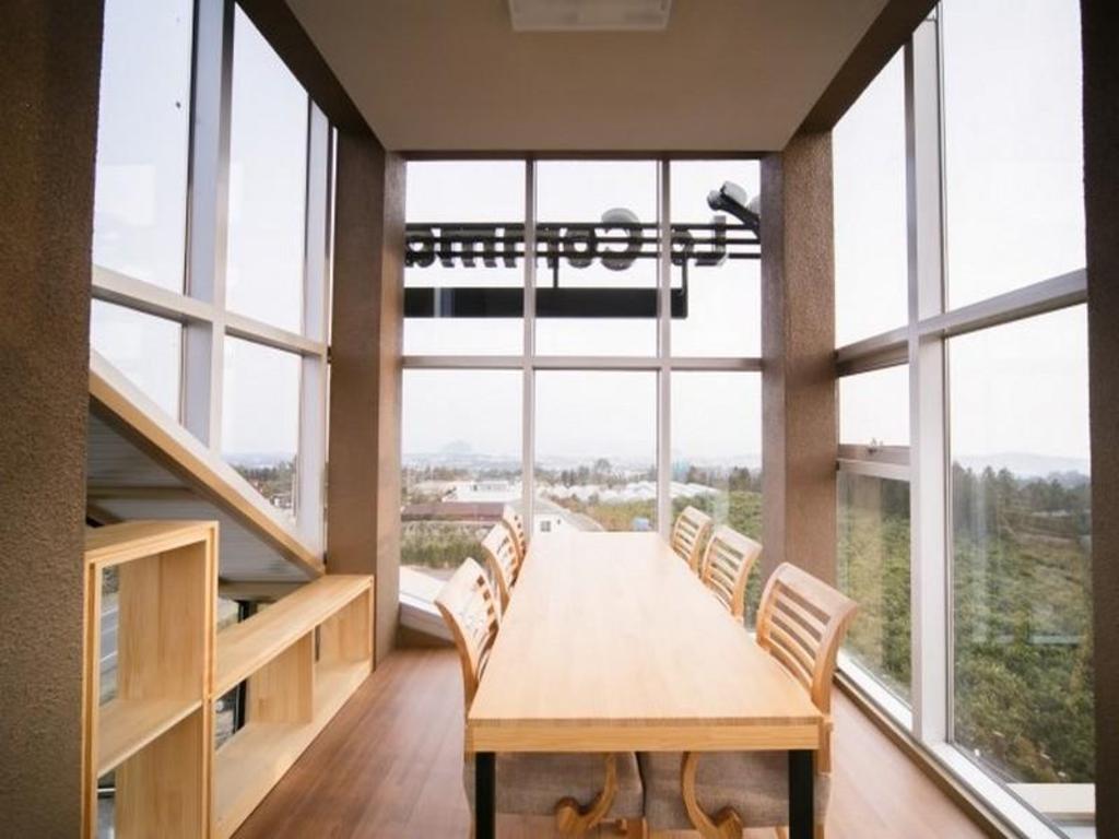 라 꼼마 펜션 image