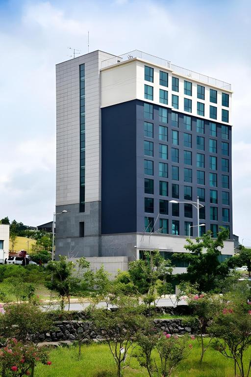 제주 푸른 호텔 image