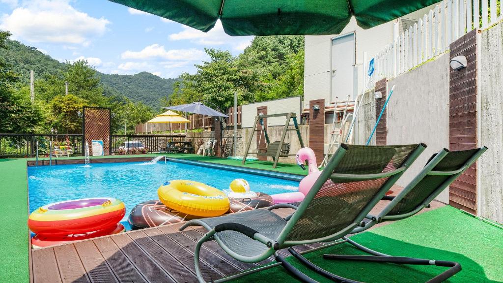 Chuncheon thegangchon pension image