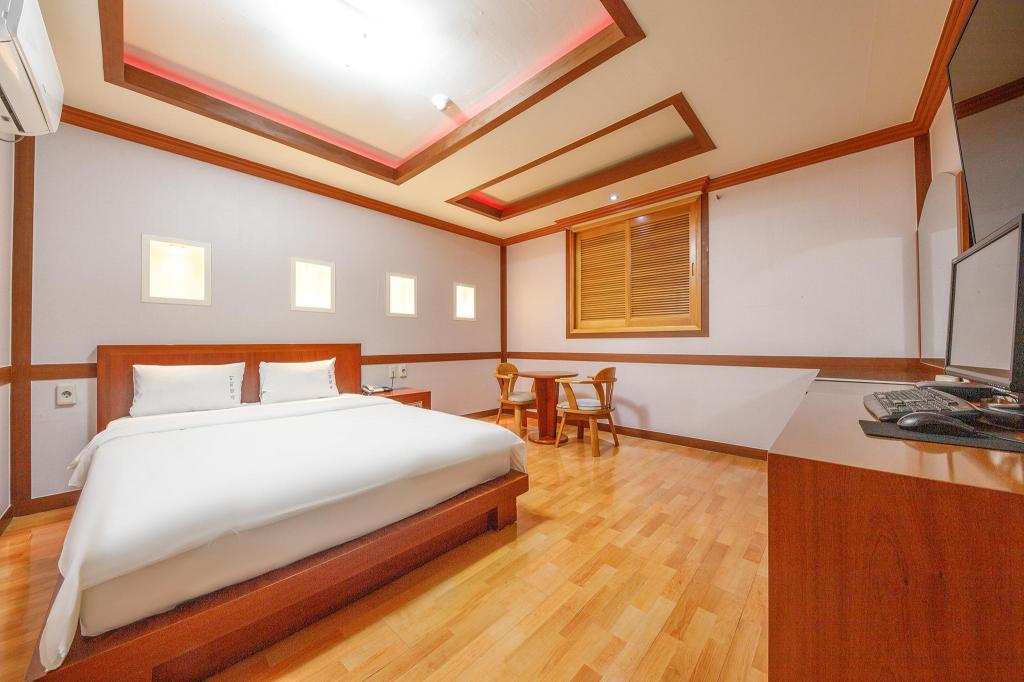 유토피아모텔 구미 image