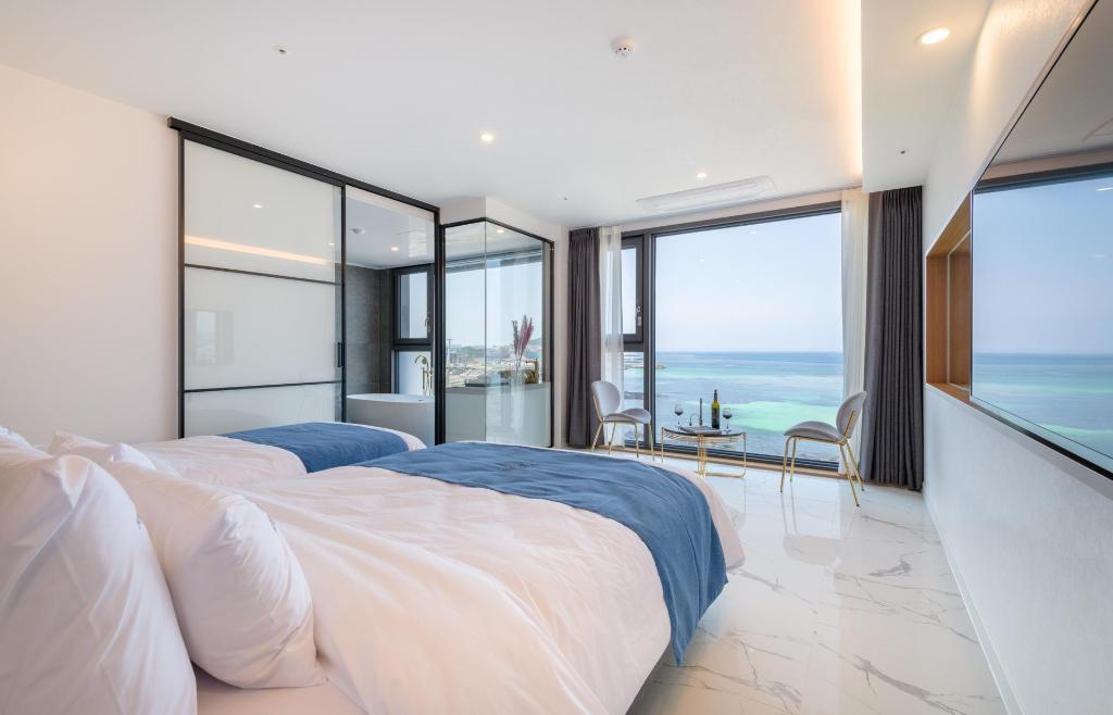 메르블루 제주 image