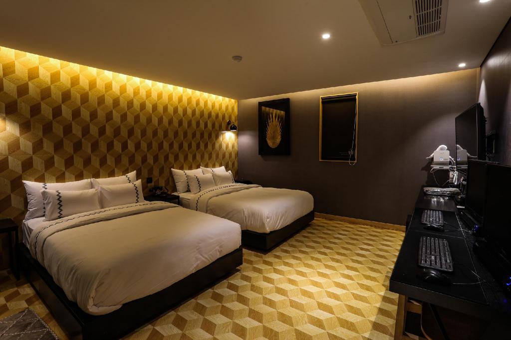 Jeonju Mari Hotel Park Store image