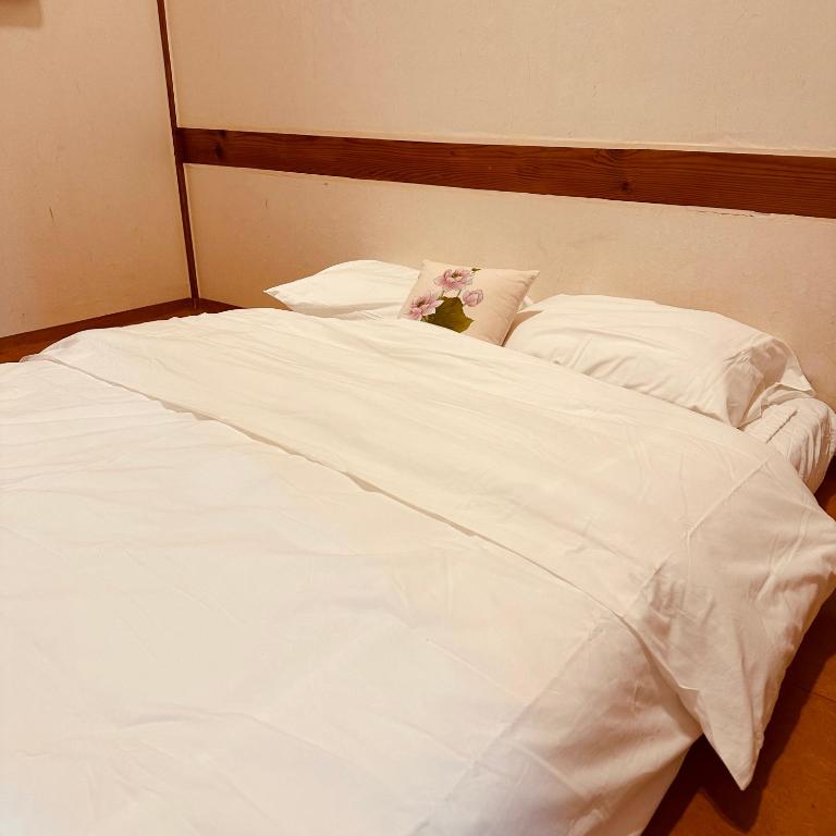 전주한옥마을 덕수궁 image