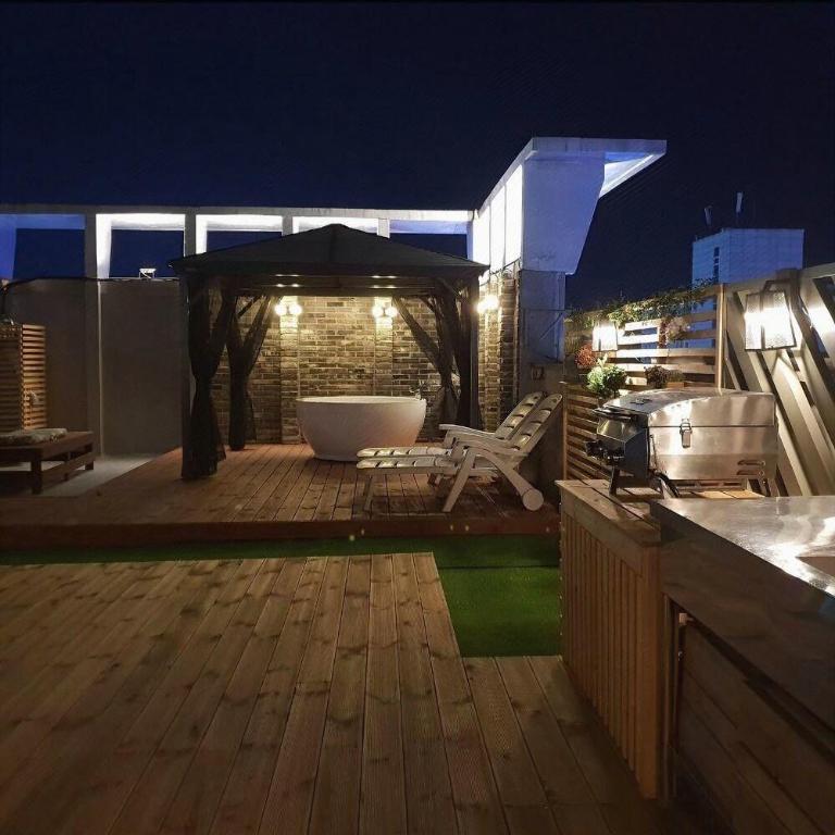 Picasso Hotel image