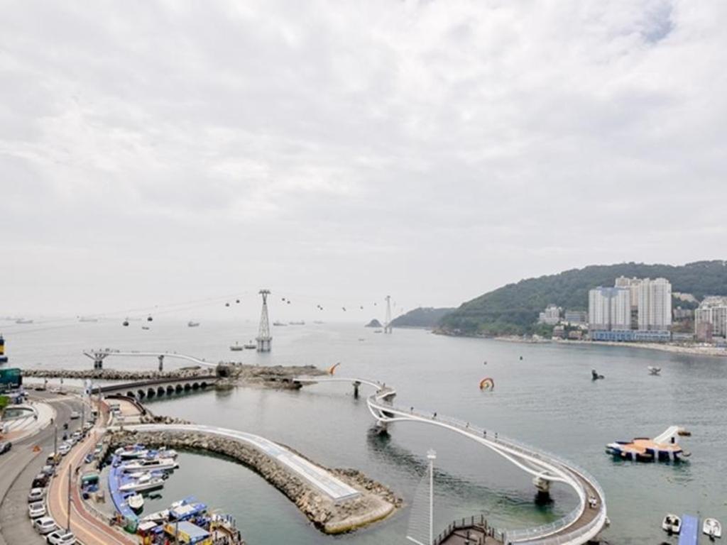 송도 마리나 호텔 image