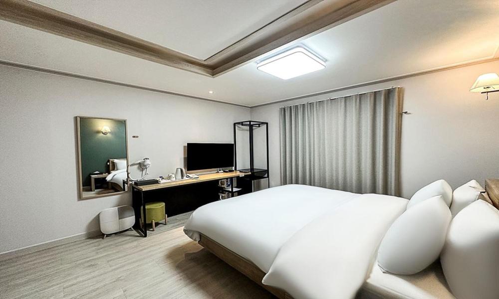 타임호텔 image