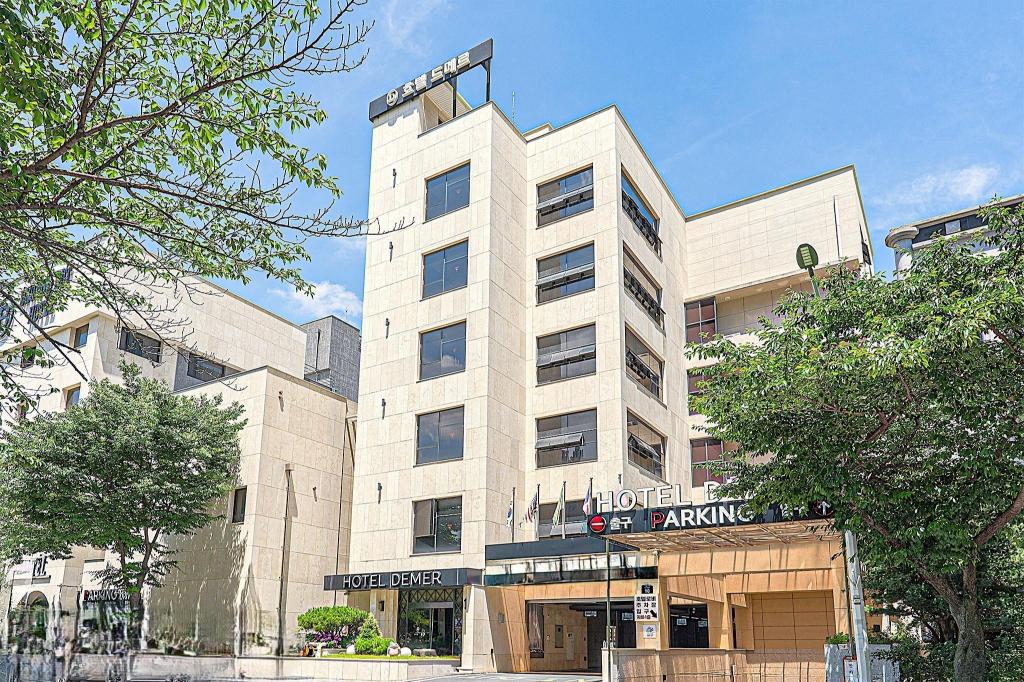 호텔 드메르 image