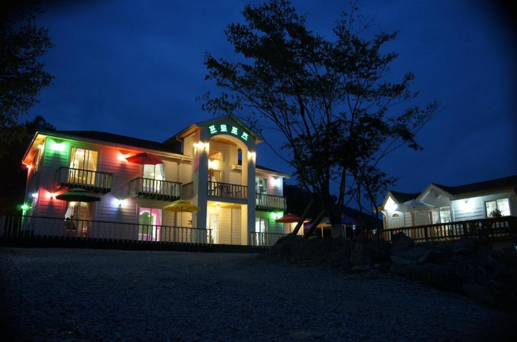 변산반도 프로포즈 펜션 image