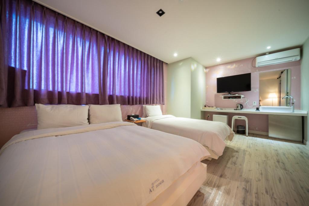 Best Hotels in Jeju, South Korea – Atnoon Hotel in Jeju Review