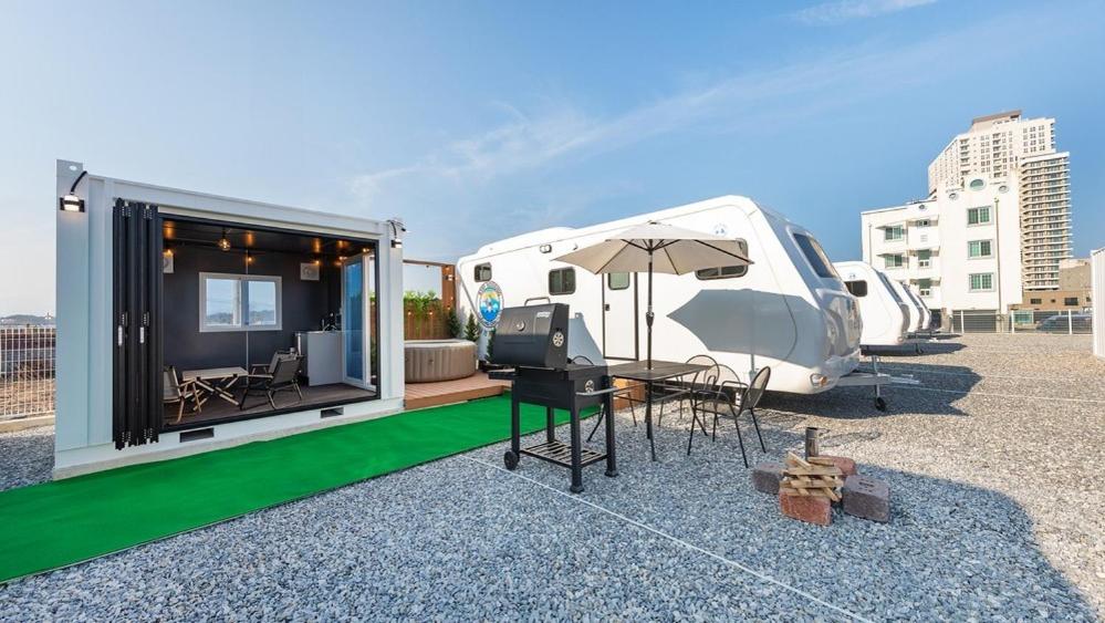 Best Hotels in Gangneung, South Korea – Gangneung Seojeong Camp Caravan Review