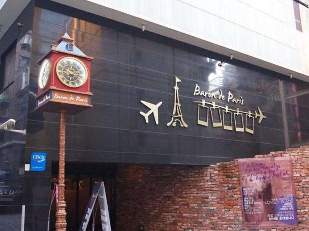 Best Hotels in Seoul, South Korea – Baron de Paris Hotel Review