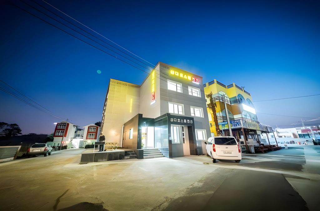 Best Hotels in Jeju, South Korea – Jeju Samda Hostel Review