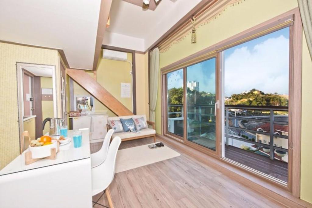 Best Hotels in Tongyeong, South Korea – Hyacinth Pension Review