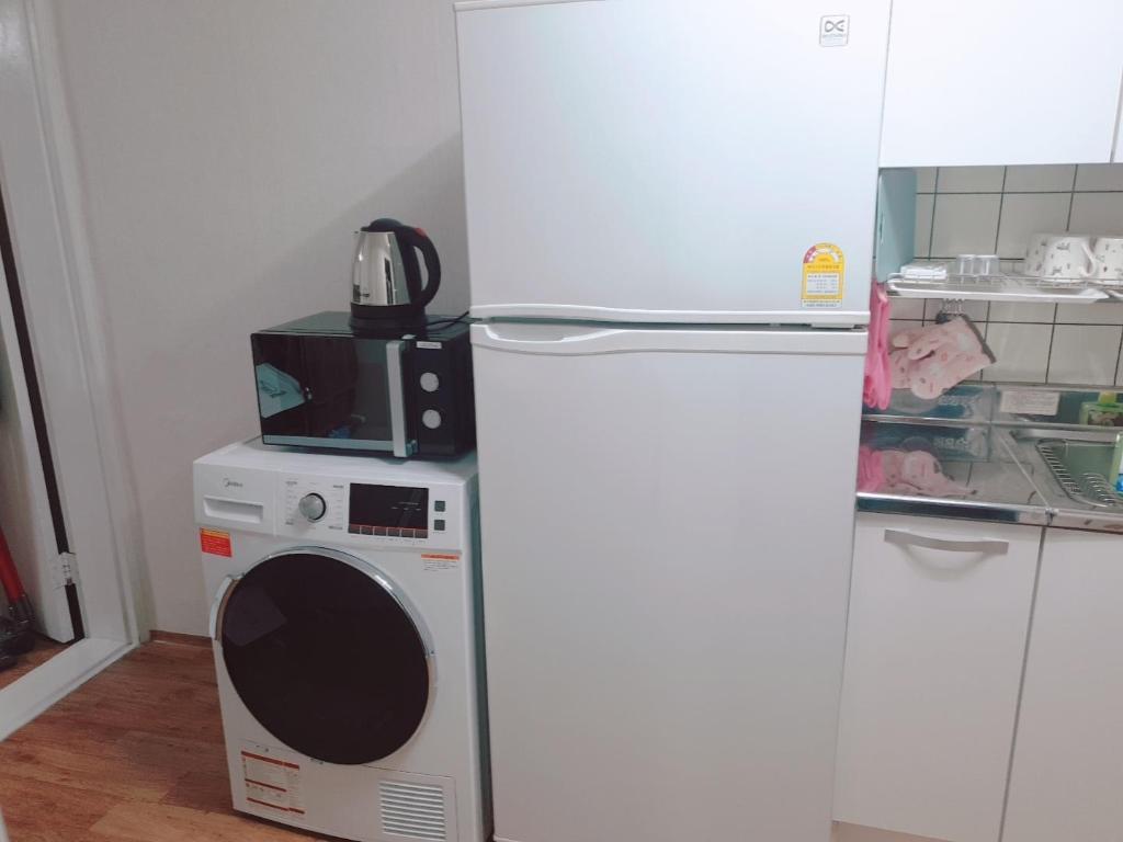 홍대의 빌라 (39m², 침실 2개, 프라이빗 욕실 1개) image