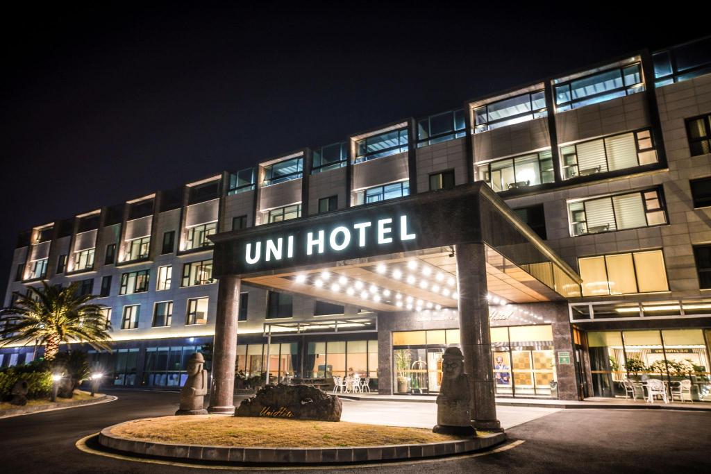 유니 호텔 제주 image