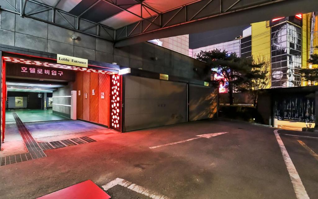 청주 본호텔 image