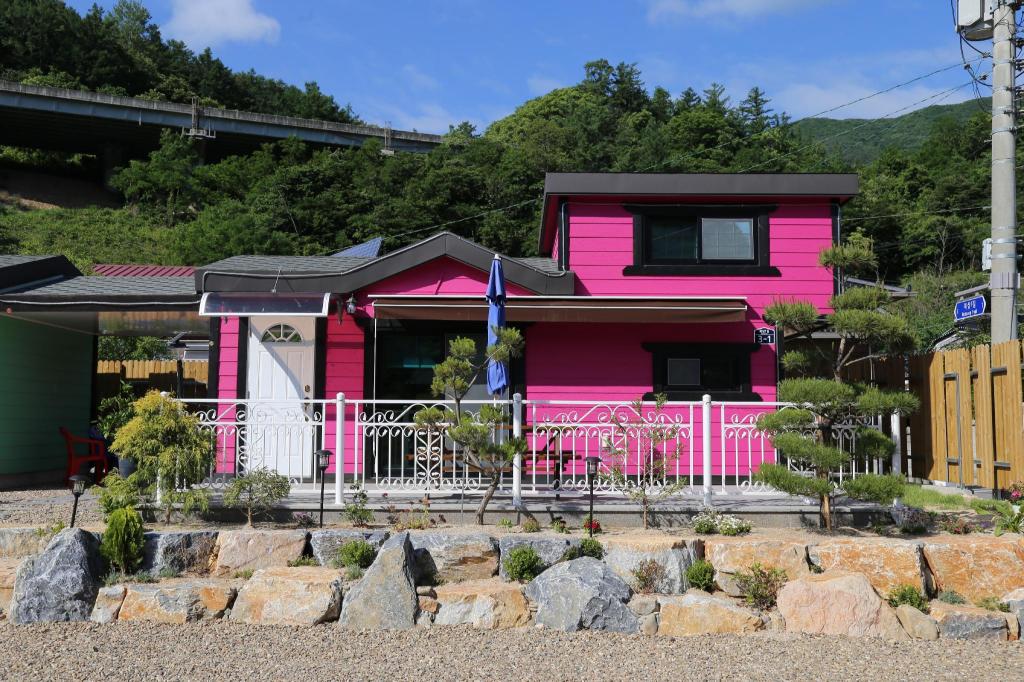 단양 여우별 펜션 image