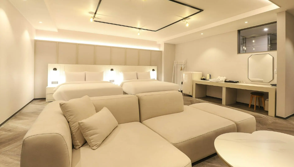 경주 H Avenue 경주불국사점 image