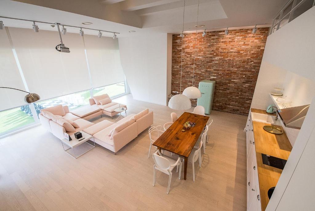 Best Hotels in Seoul, South Korea – Imperial Palace Boutique Hotel Itaewon Review