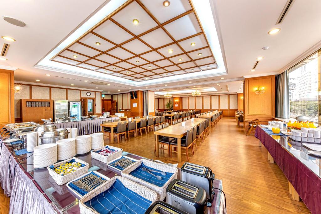 Best Hotels in Jeju, South Korea – Samhaein Tourist Hotel Review