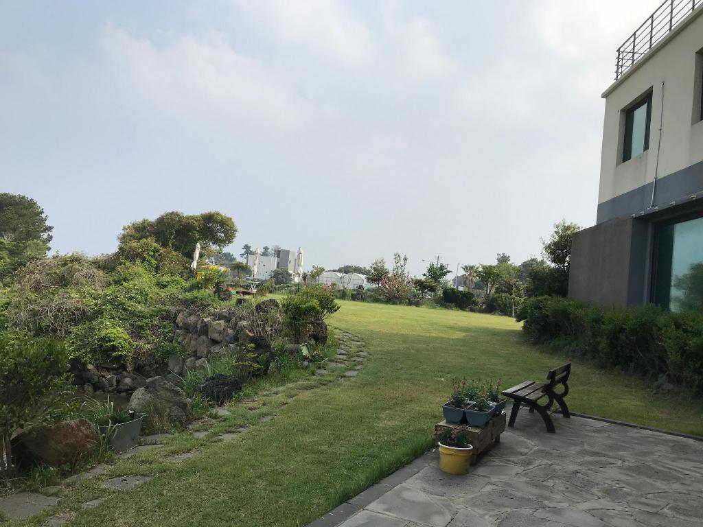 Best Hotels in Jeju, South Korea – Maison de Ojorak Review
