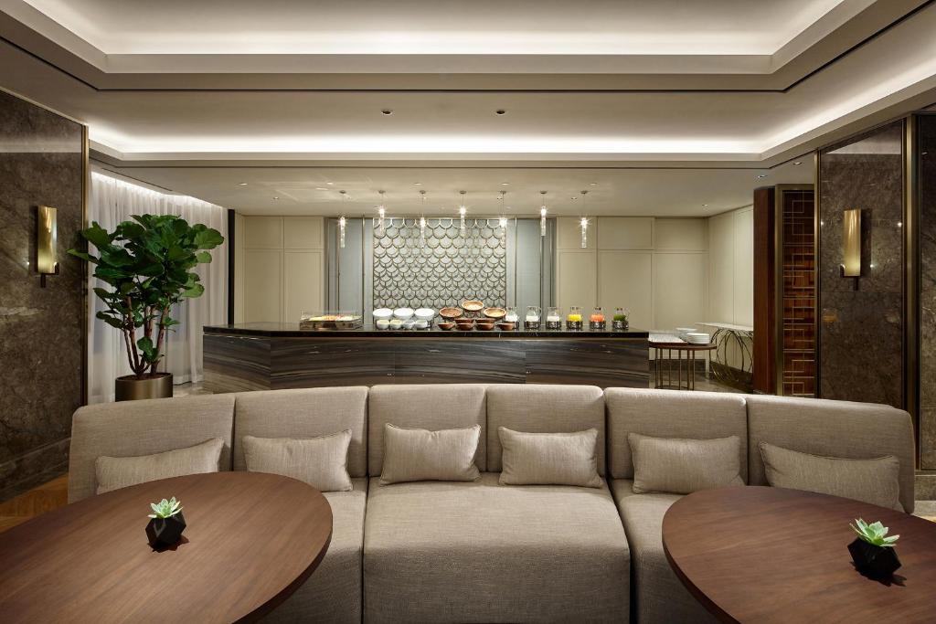 Best Hotels in Seoul, South Korea – Lotte Hotel Seoul Executive Tower Review