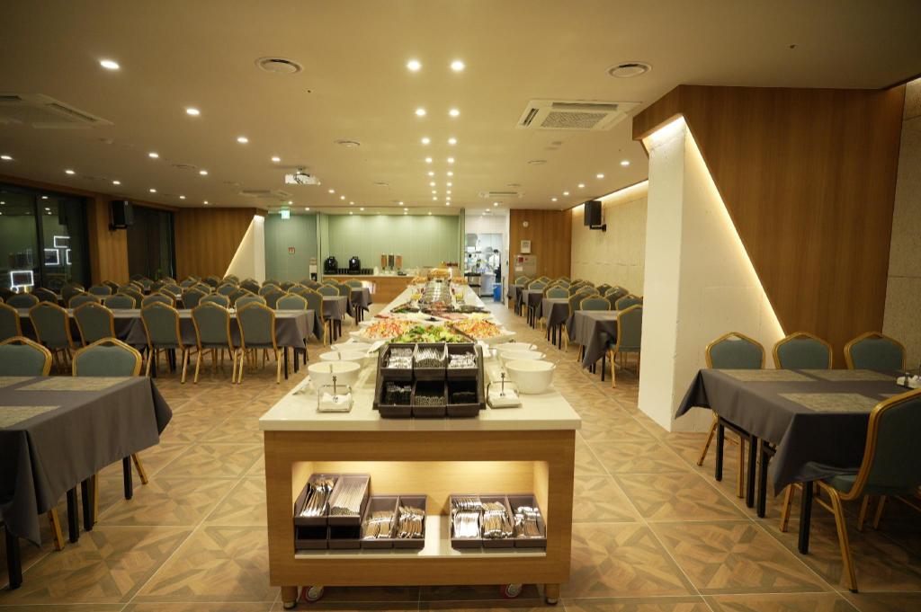 Best Hotels in Jeju, South Korea – Hotel Air City Jeju Review