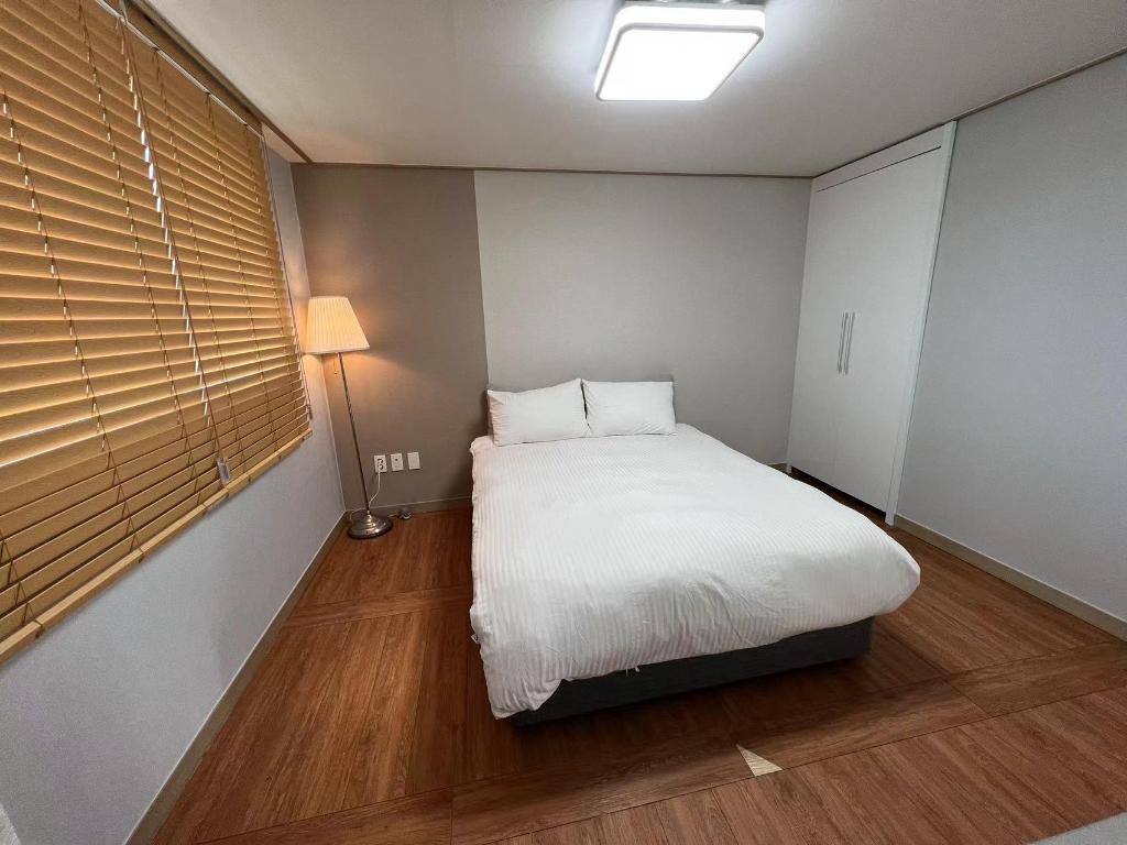 애월의 아파트먼트 (37m², 침실 1개, 프라이빗 욕실 1개) image