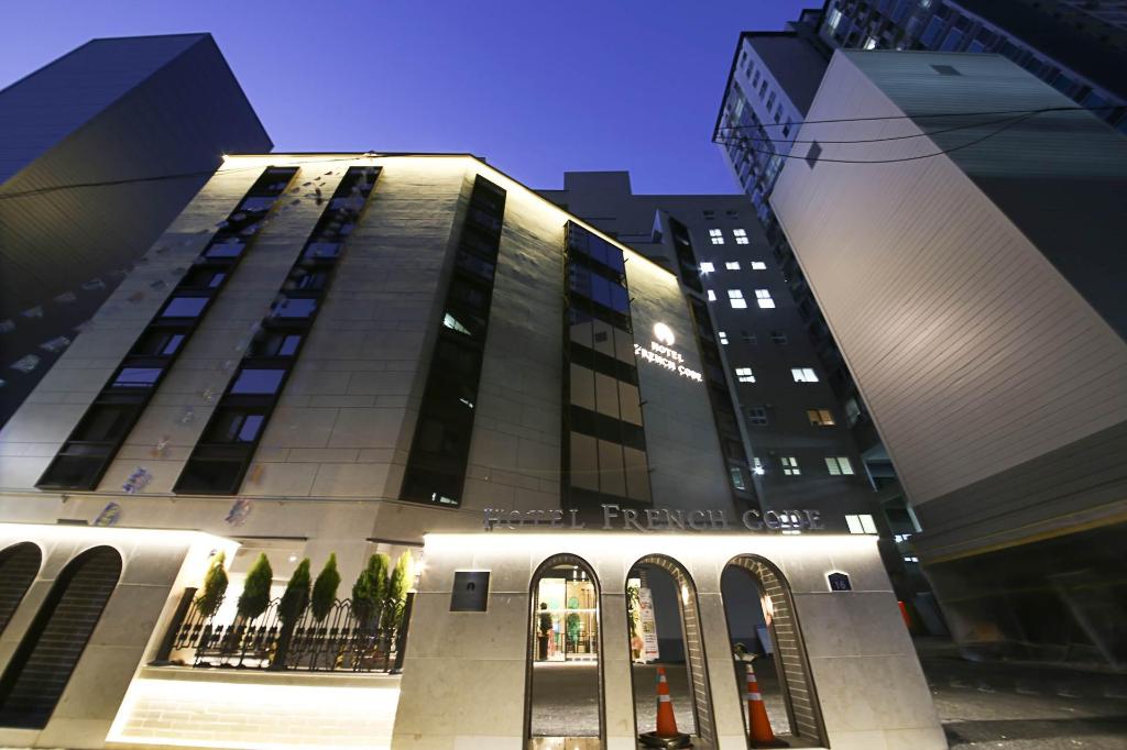 Frenchcode Hotel Guseo  image