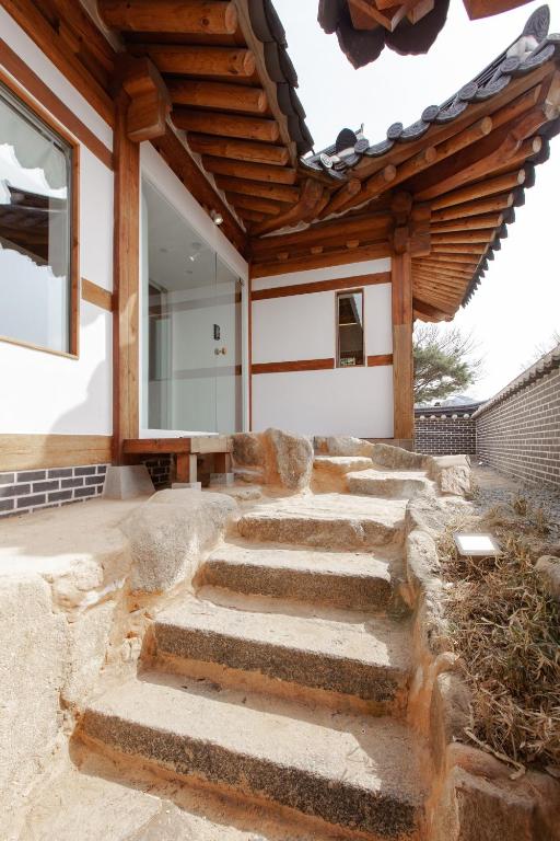 청연 한옥독채 image