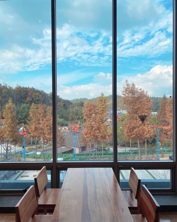 어반산책스테이 image