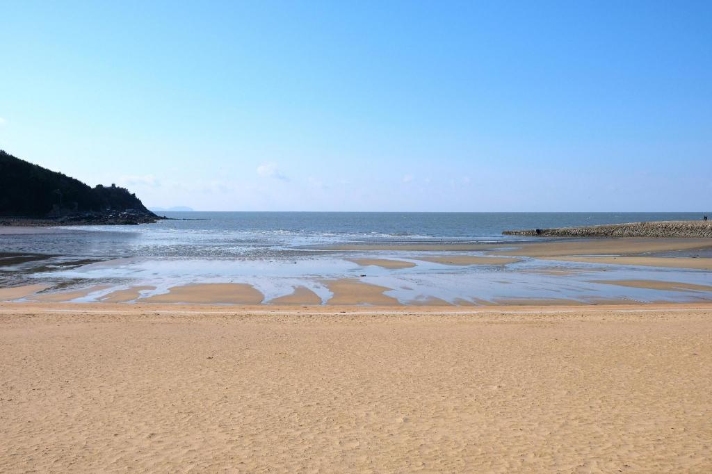 화이트 펜션 image