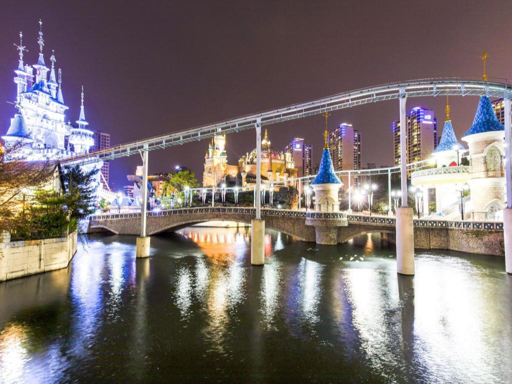 라뷰 호텔 image