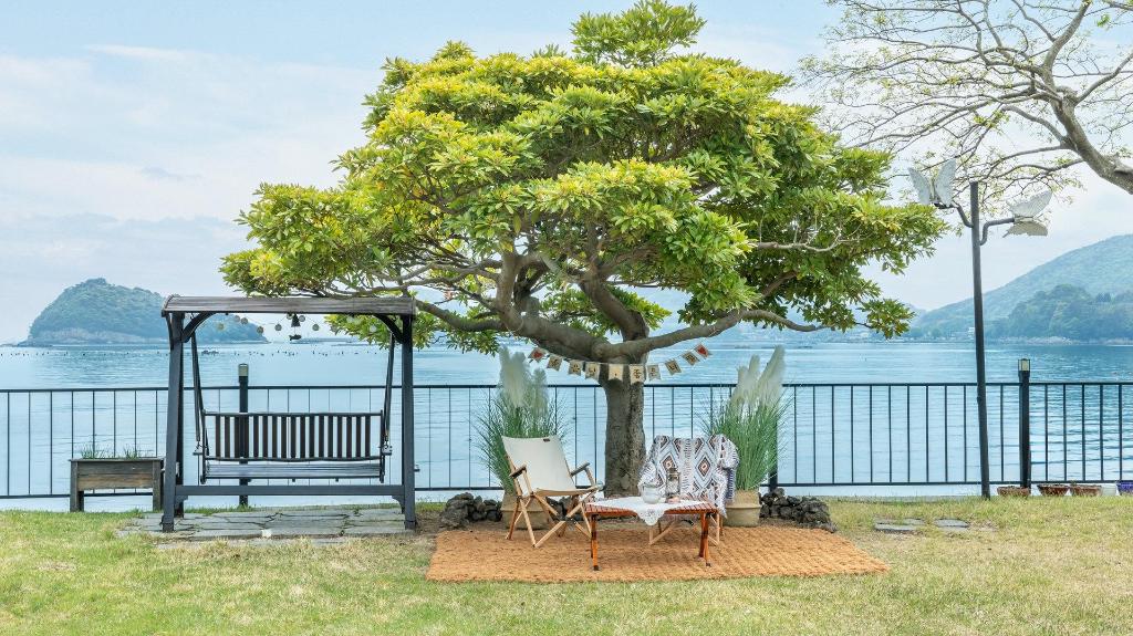 namhae sea stay N pet pension image