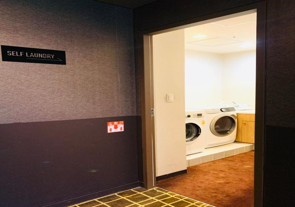 Best Hotels in Busan, South Korea – Best Lewis Hamilton Hotel Haeundae Review