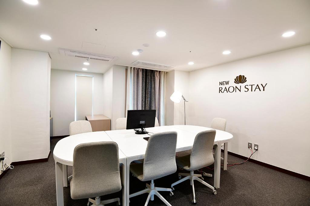 Best Hotels in Jinju, South Korea – New Laon Stay Review